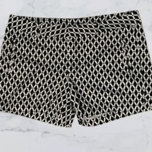 STYLUS Geometric Black and White Women's Shorts